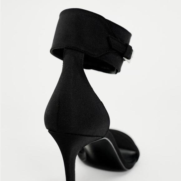 ZARA BUCKLED HIGH HEELED SANDALS - Picture 3 of 5